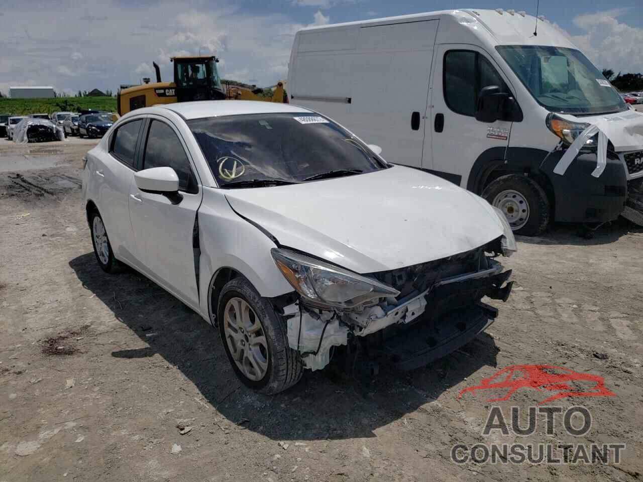 TOYOTA YARIS 2017 - 3MYDLBYV0HY150603
