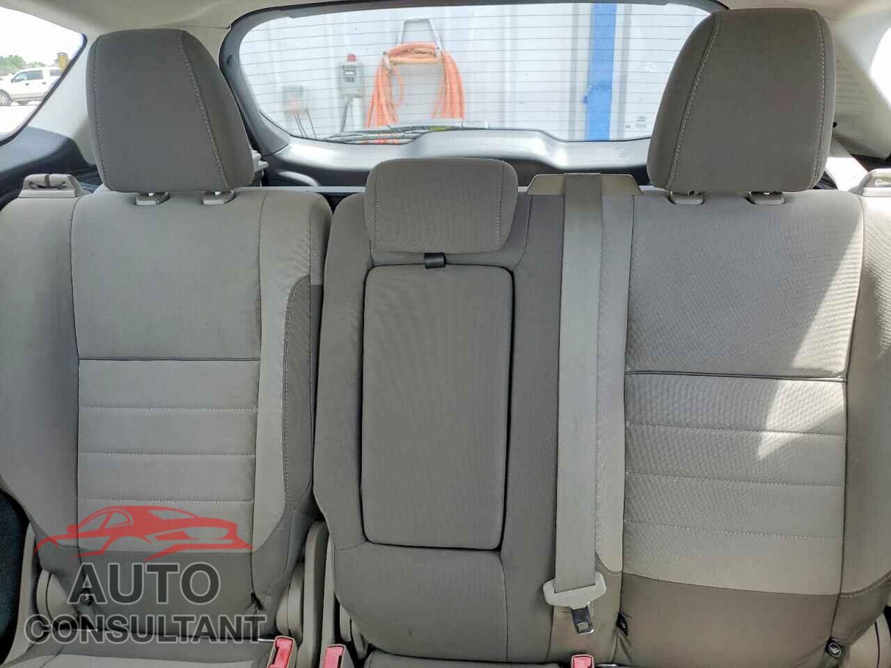 FORD CMAX 2013 - 1FADP5AU5DL533547