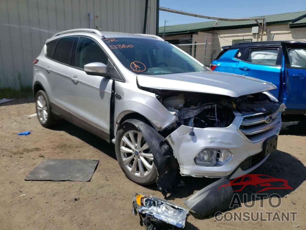 FORD ESCAPE 2017 - 1FMCU9JD7HUD41774