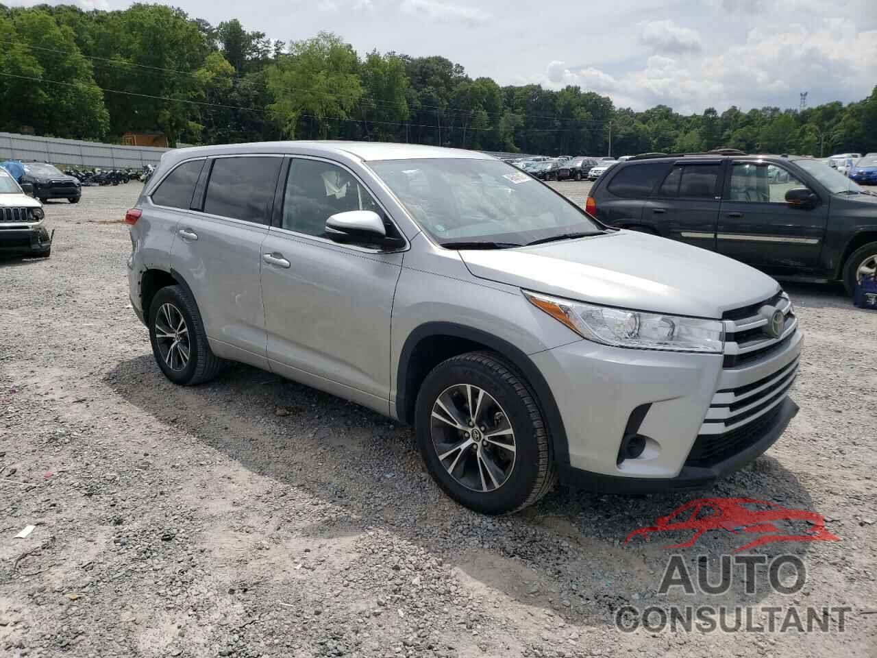 TOYOTA HIGHLANDER 2018 - 5TDZZRFH1JS270674
