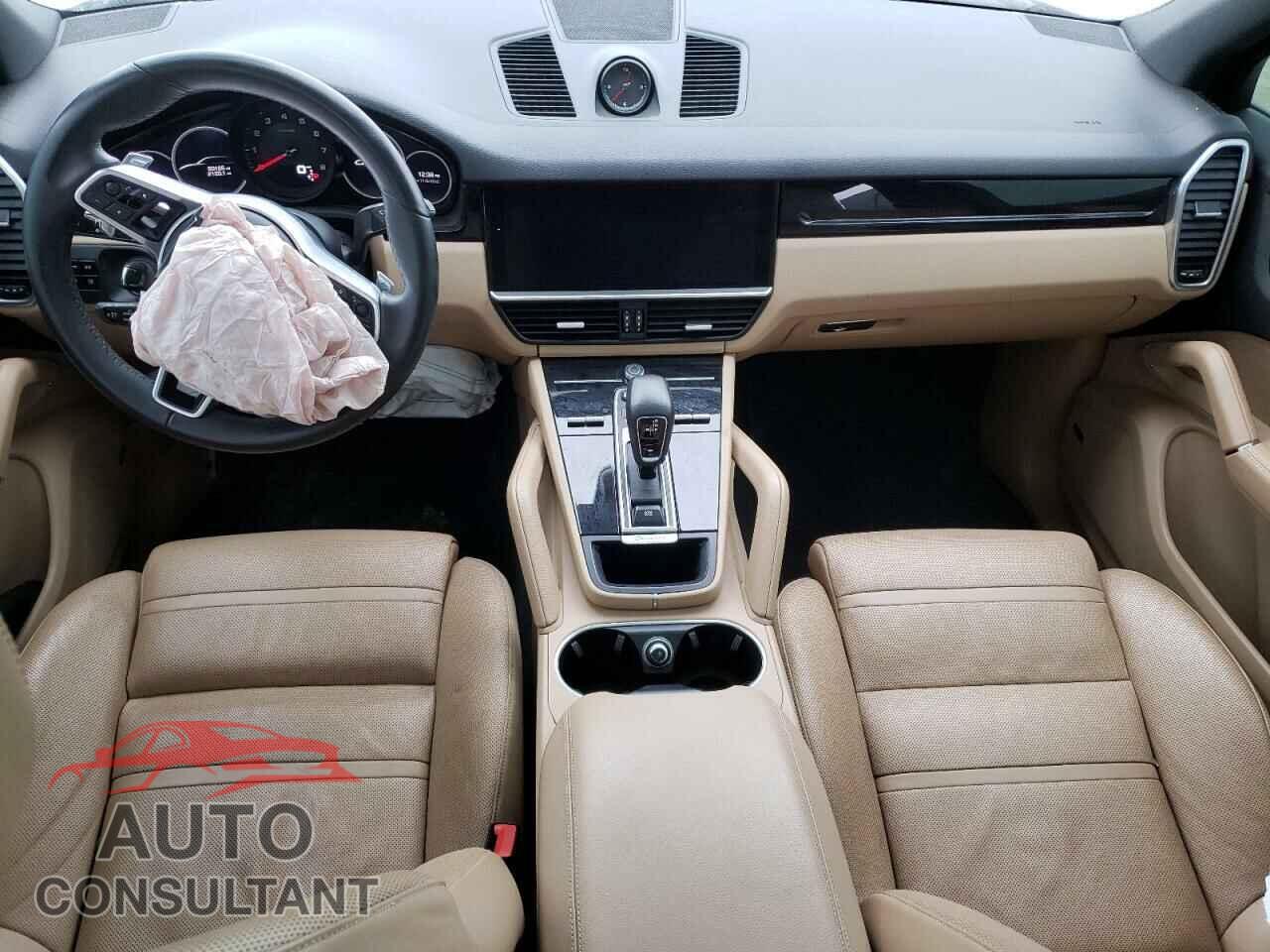 PORSCHE CAYENNE 2019 - WP1AA2AY7KDA04428