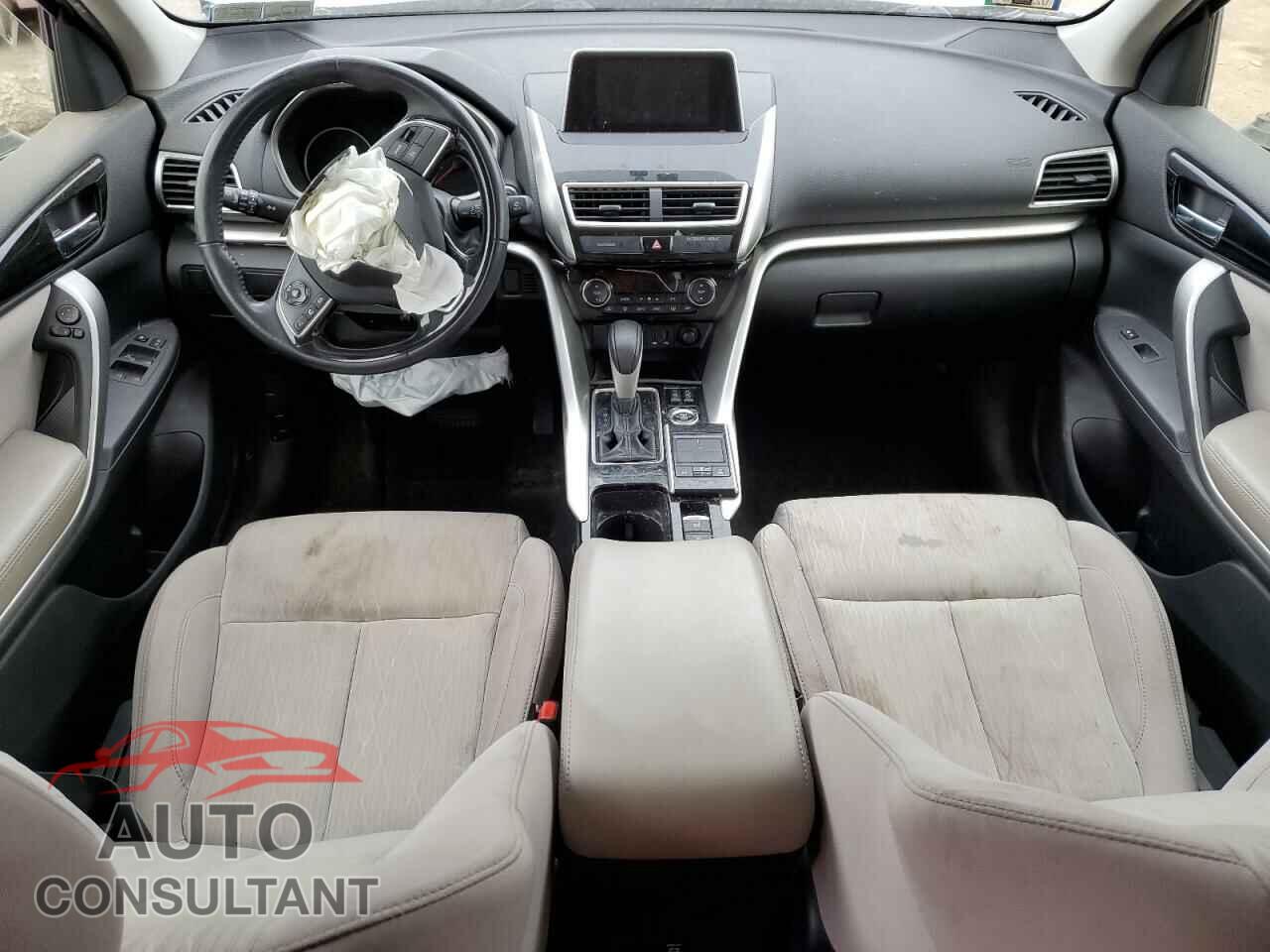 MITSUBISHI ECLIPSE 2018 - JA4AT5AA0JZ040621