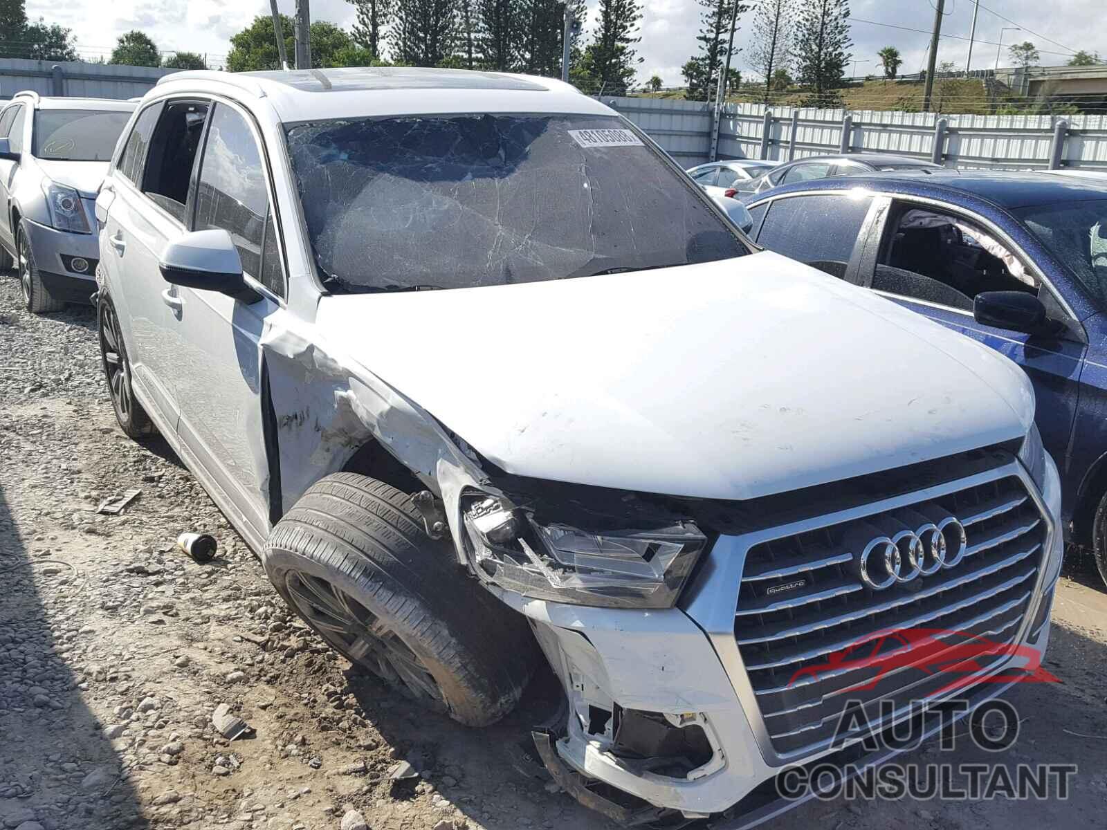 AUDI Q7 PREMIUM PLUS 2017 - WA1LHAF79HD051771