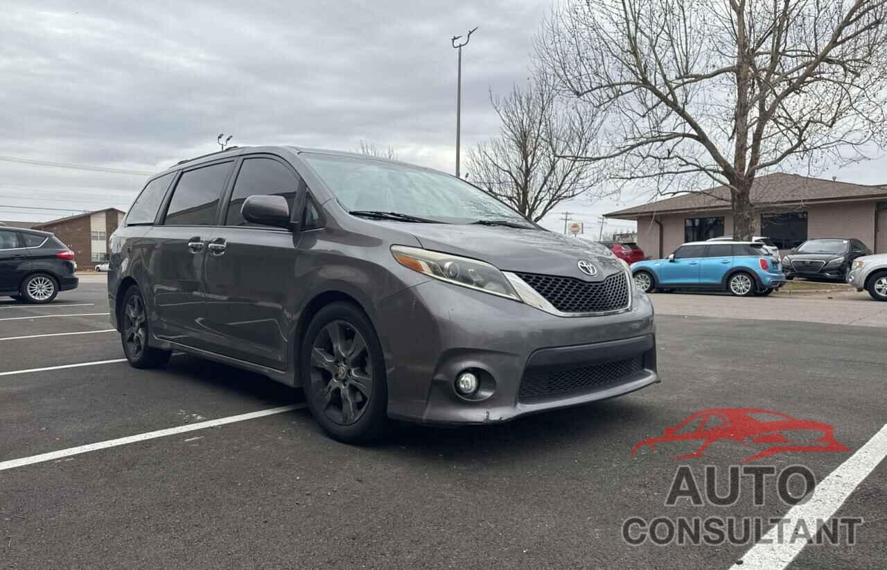 TOYOTA SIENNA 2015 - 5TDXK3DC2FS591727