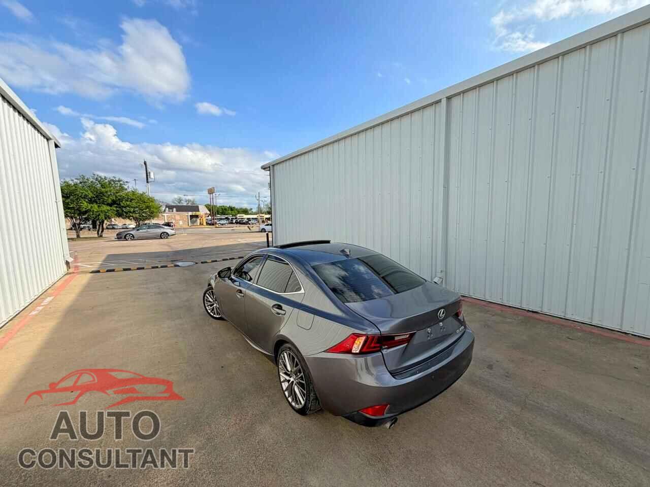 LEXUS IS 2014 - JTHBF1D29E5011886