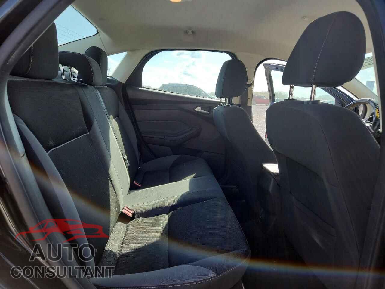 FORD FOCUS 2013 - 1FADP3F25DL243093