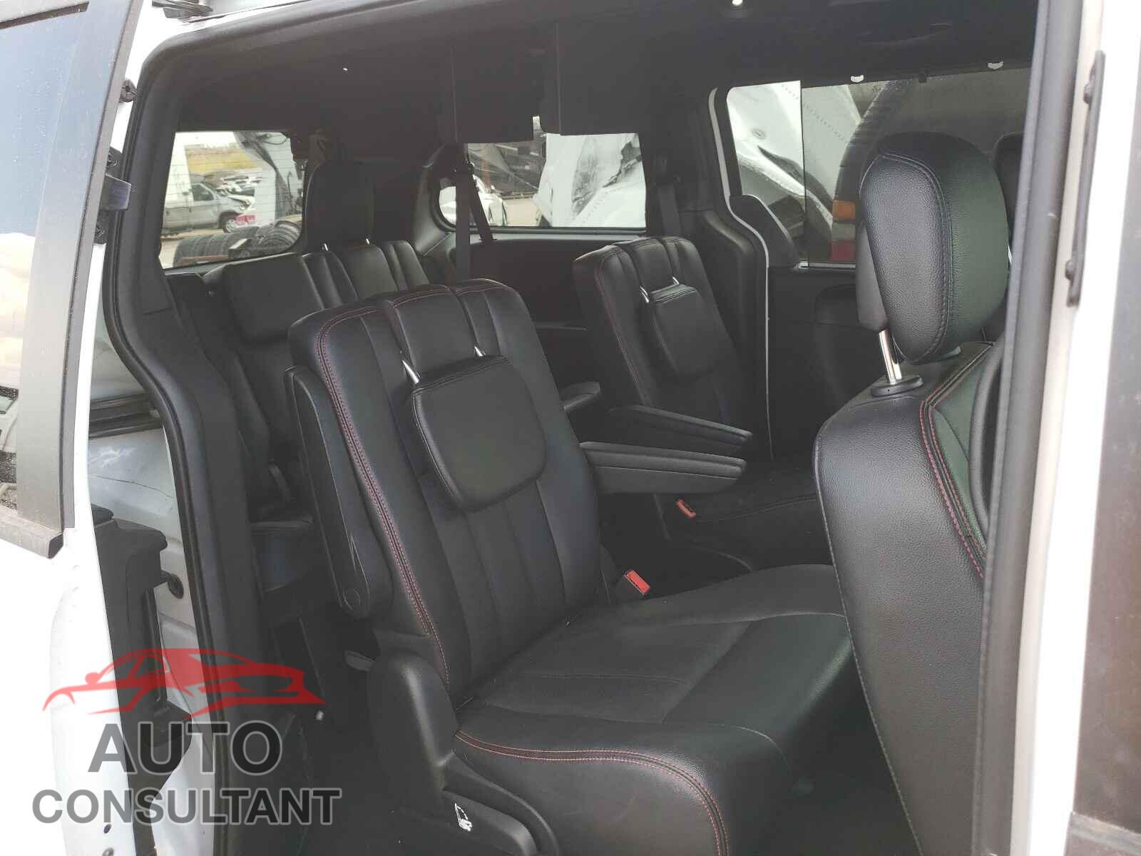 DODGE GRAND CARA 2019 - 2C4RDGEG1KR790170