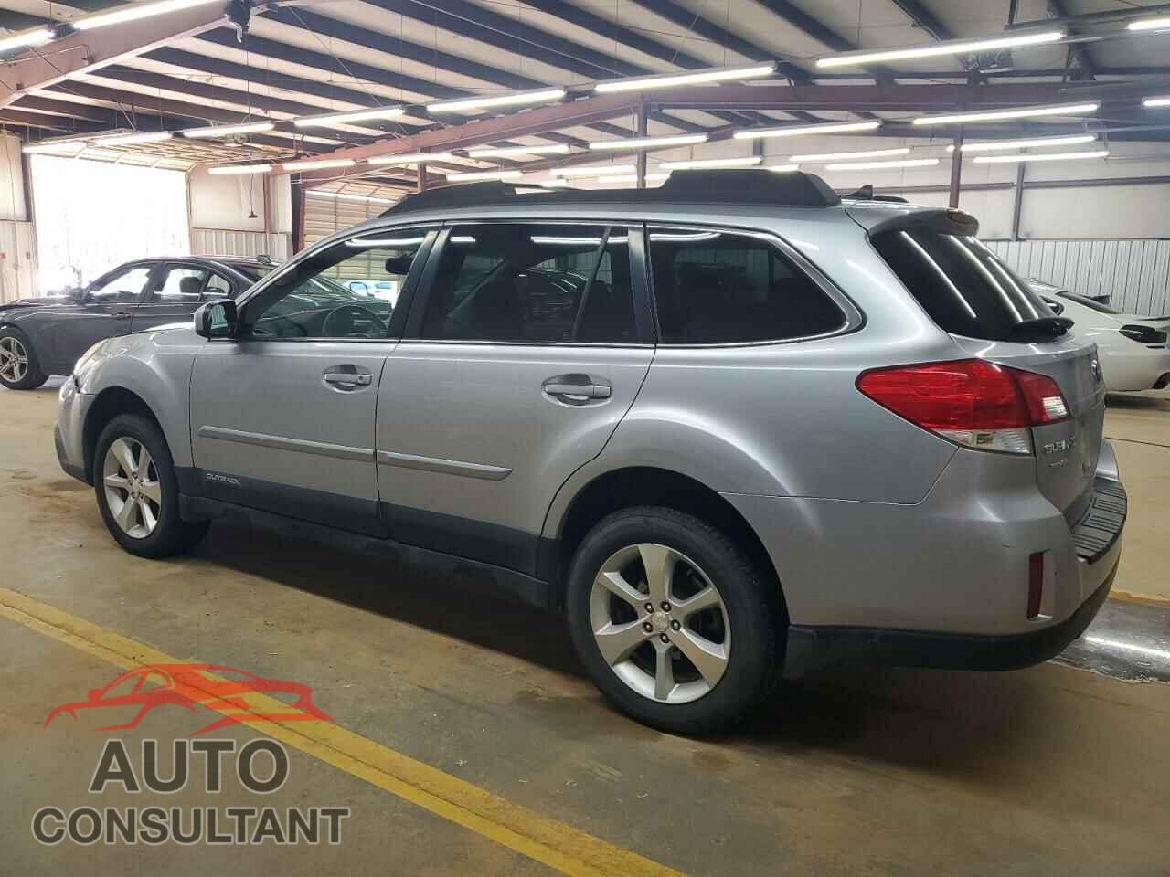 SUBARU OUTBACK 2013 - 4S4BRBKC4D3203846