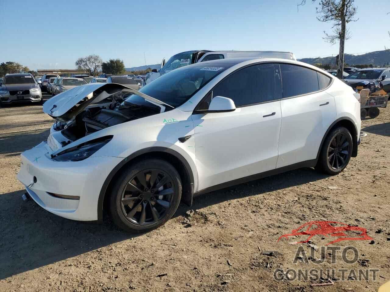 TESLA MODEL Y 2023 - 7SAYGDEE5PF740779