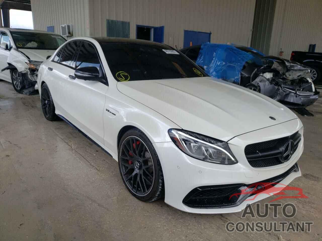 MERCEDES-BENZ C-CLASS 2018 - 55SWF8HB1JU240365