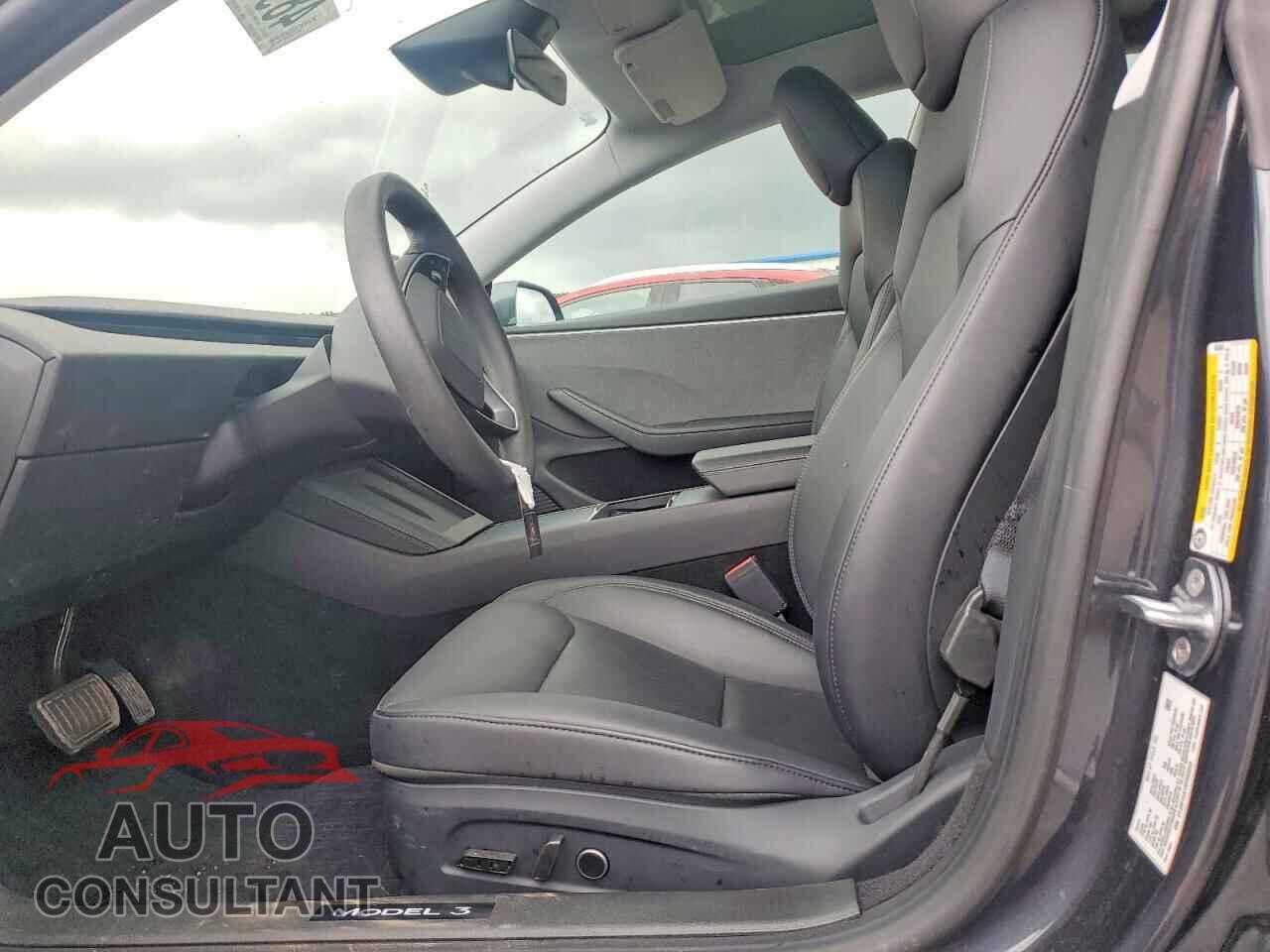 TESLA MODEL 3 2024 - 5YJ3E1EA1RF863846