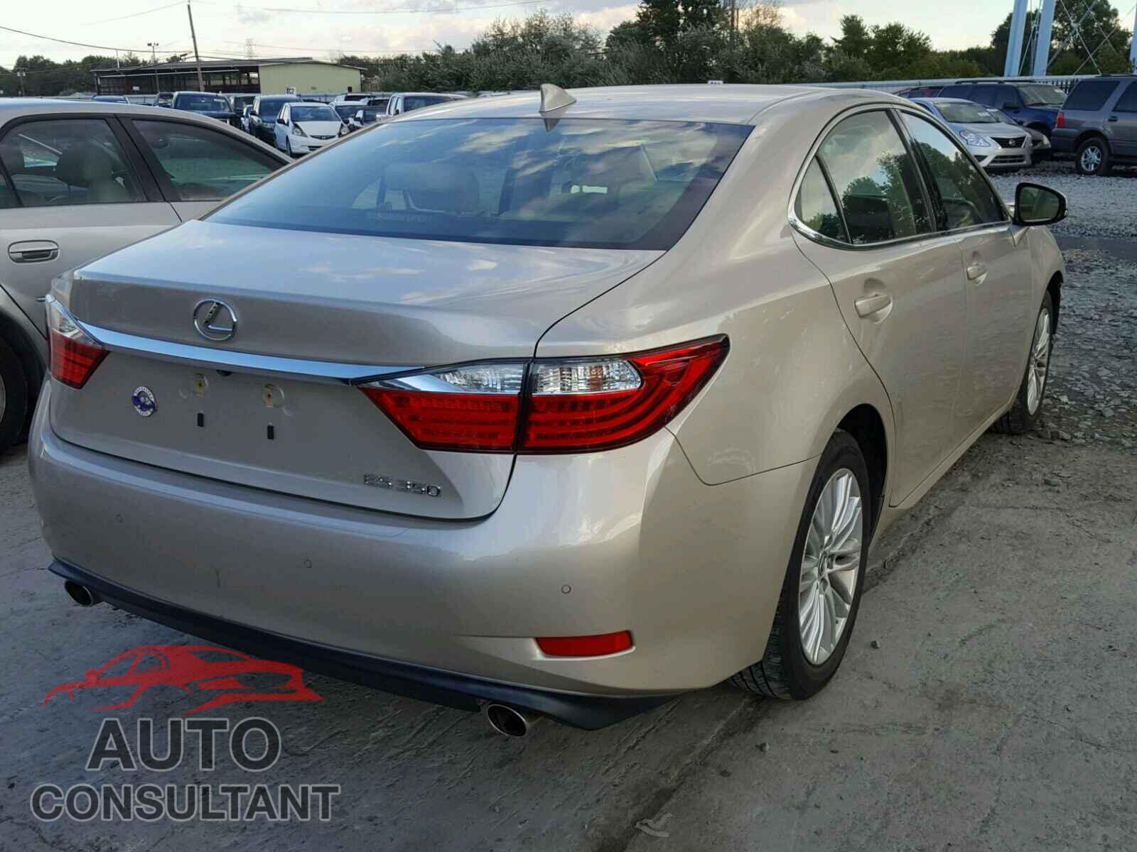 LEXUS ES350 2015 - JTHBK1GG8F2159310