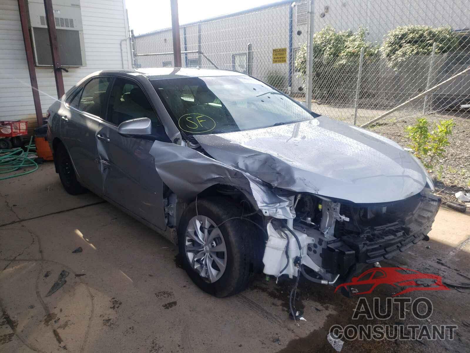 TOYOTA CAMRY 2016 - 4T4BF1FK2GR538483
