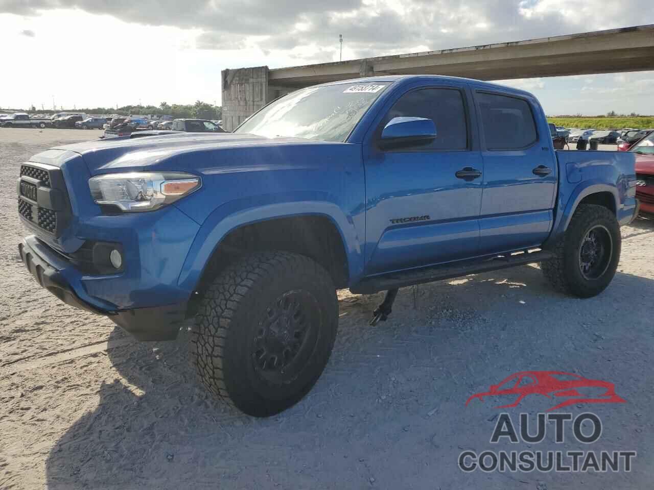 TOYOTA TACOMA 2018 - 5TFAZ5CN0JX059251
