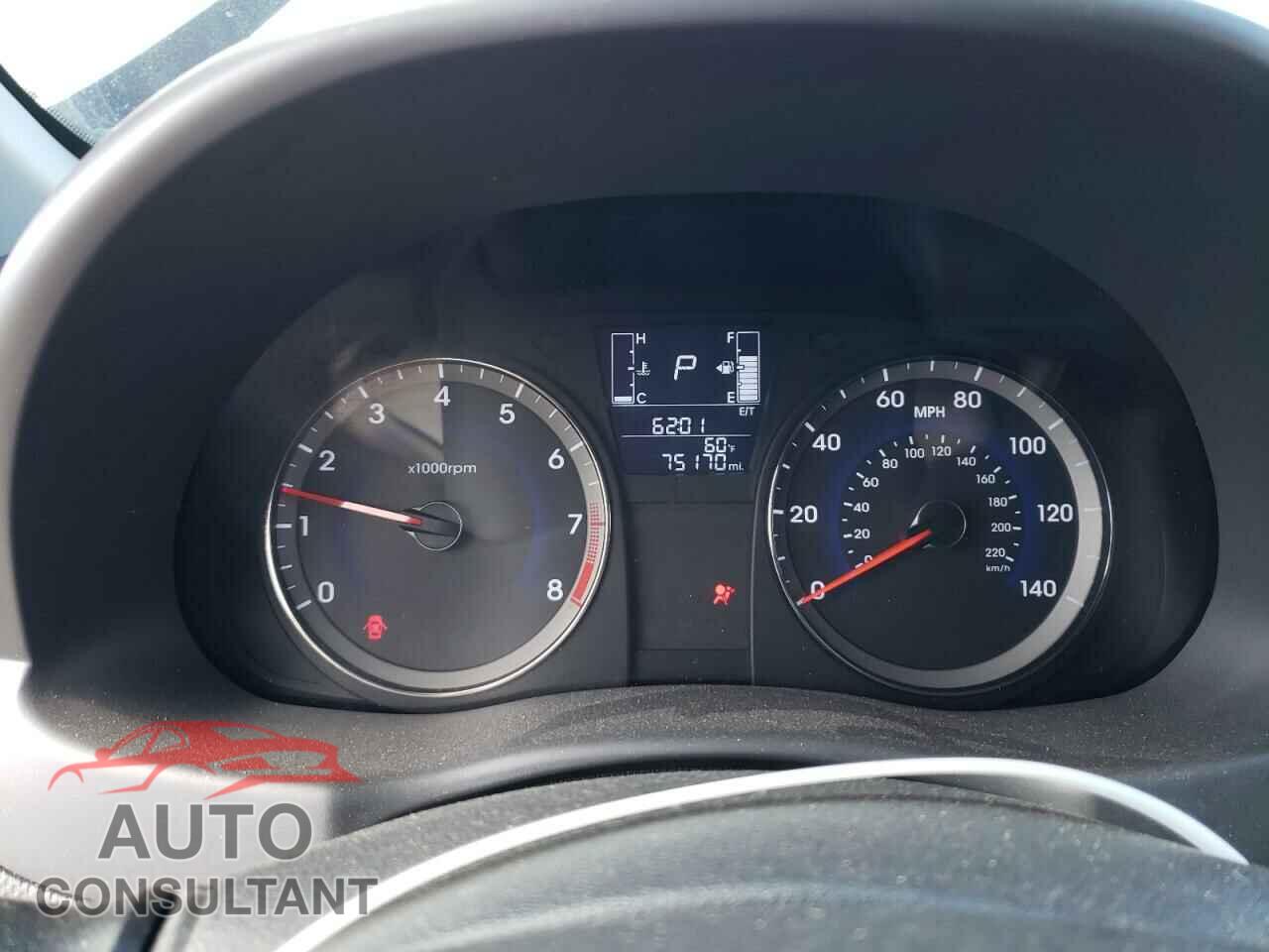 HYUNDAI ACCENT 2016 - KMHCT4AE5GU030924
