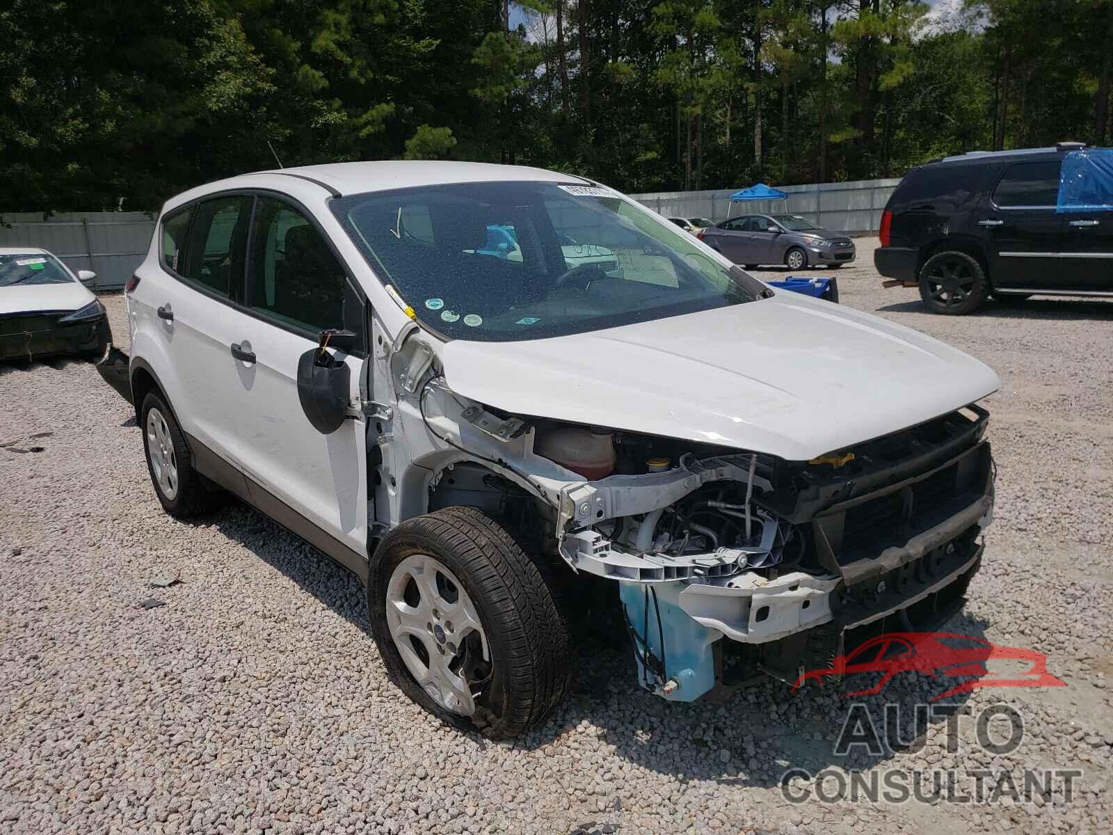 FORD ESCAPE 2017 - 1FMCU0F75HUE85287