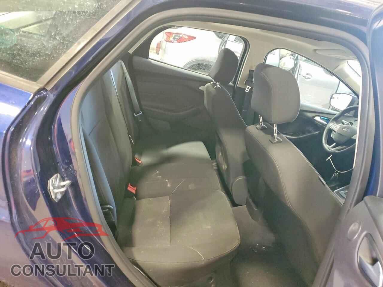 FORD FOCUS 2017 - 1FADP3M20HL220894