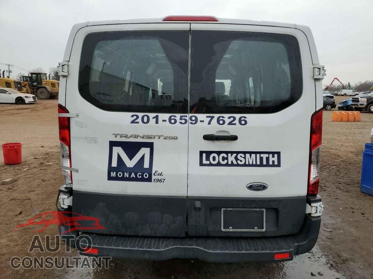 FORD TRANSIT 2017 - 1FTYR1ZM1HKA20178
