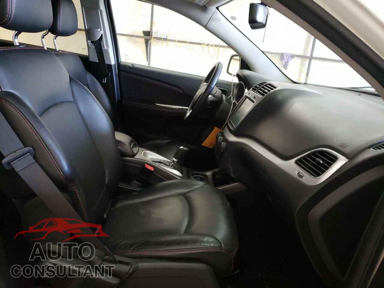 DODGE JOURNEY 2017 - 3C4PDCEG2HT581056