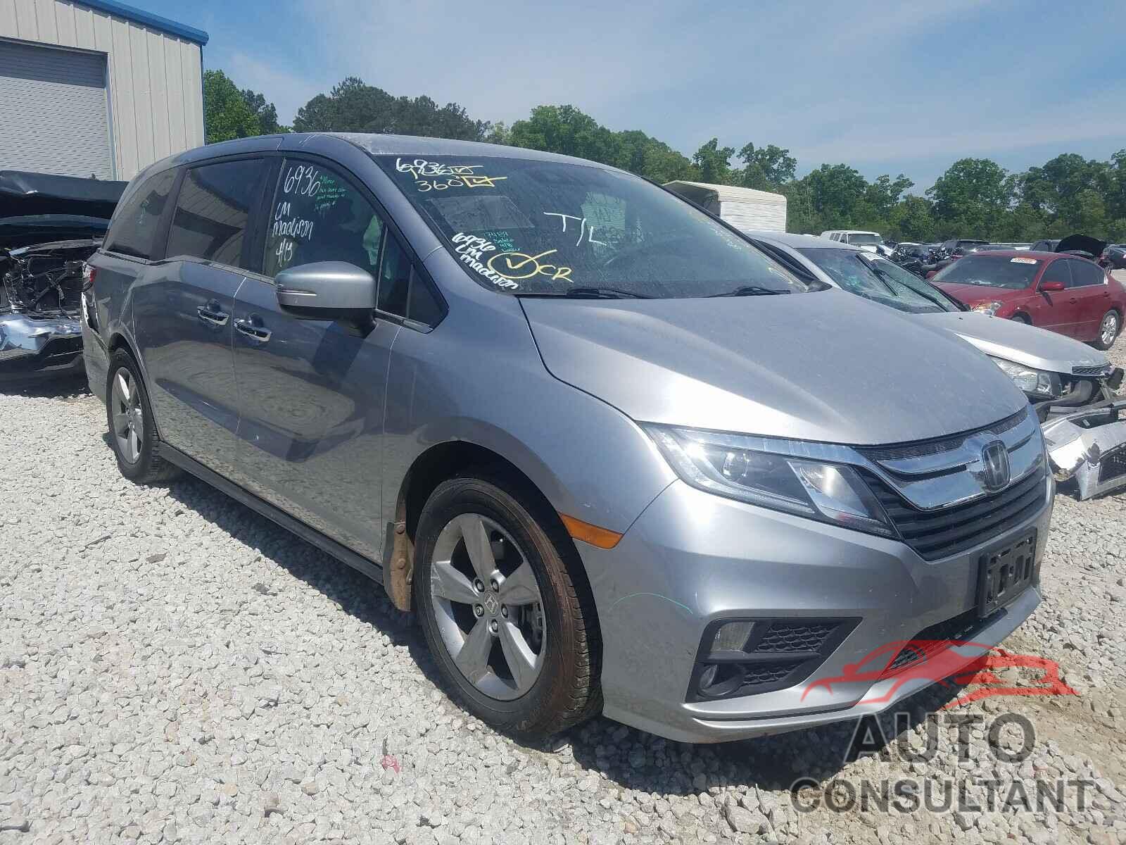 HONDA ODYSSEY 2018 - 5FNRL6H73JB045570