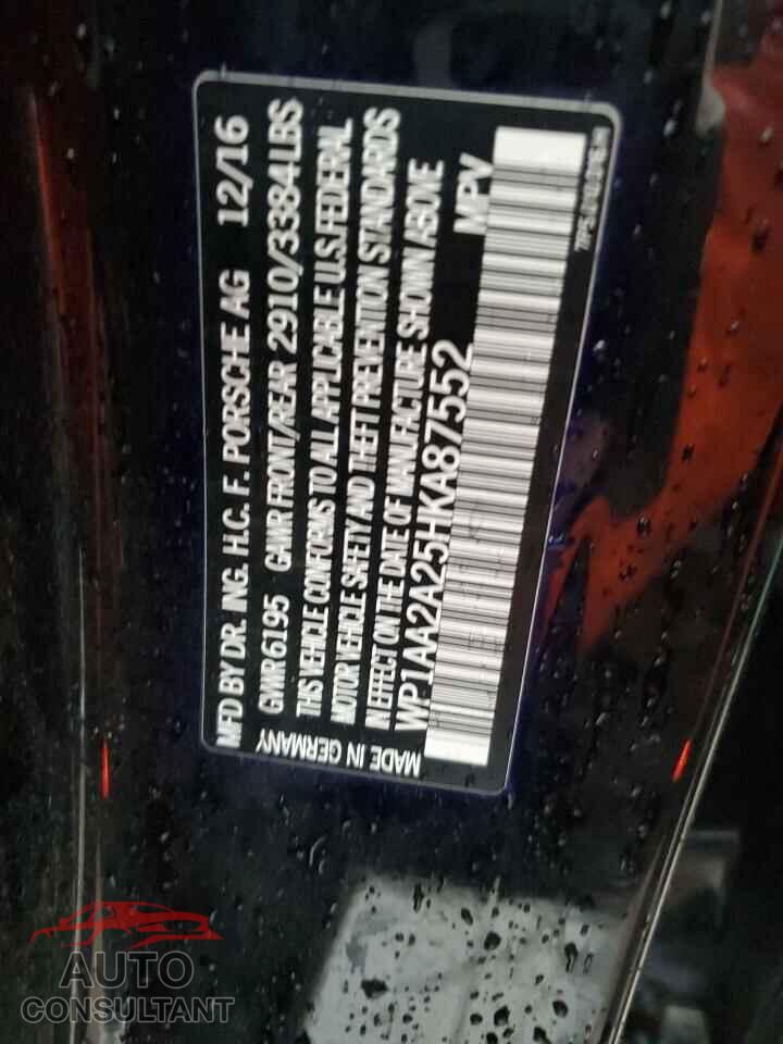PORSCHE CAYENNE 2017 - WP1AA2A25HKA87552