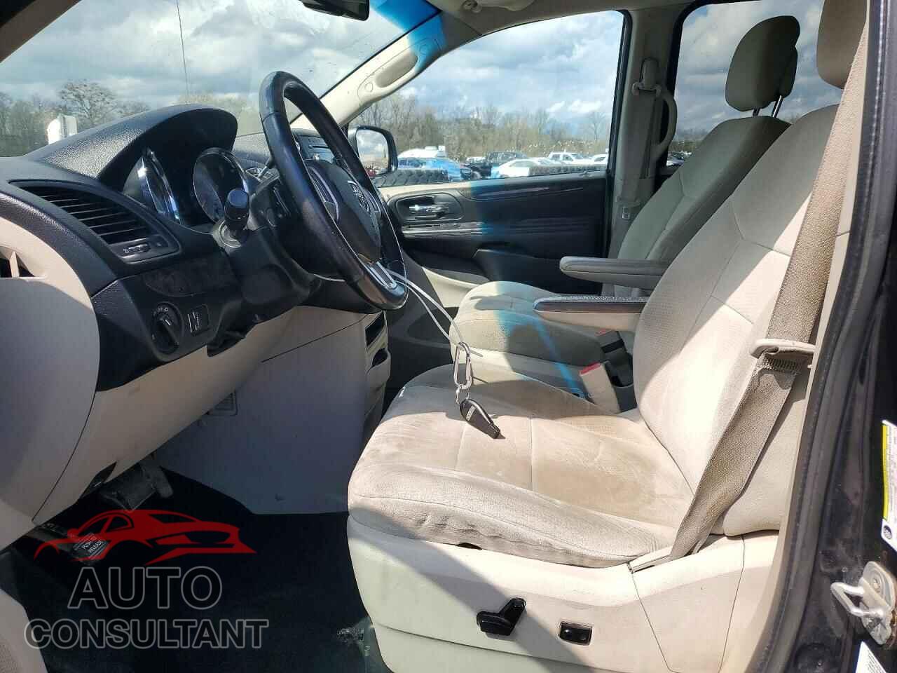DODGE CARAVAN 2011 - 2D4RN4DG7BR618693
