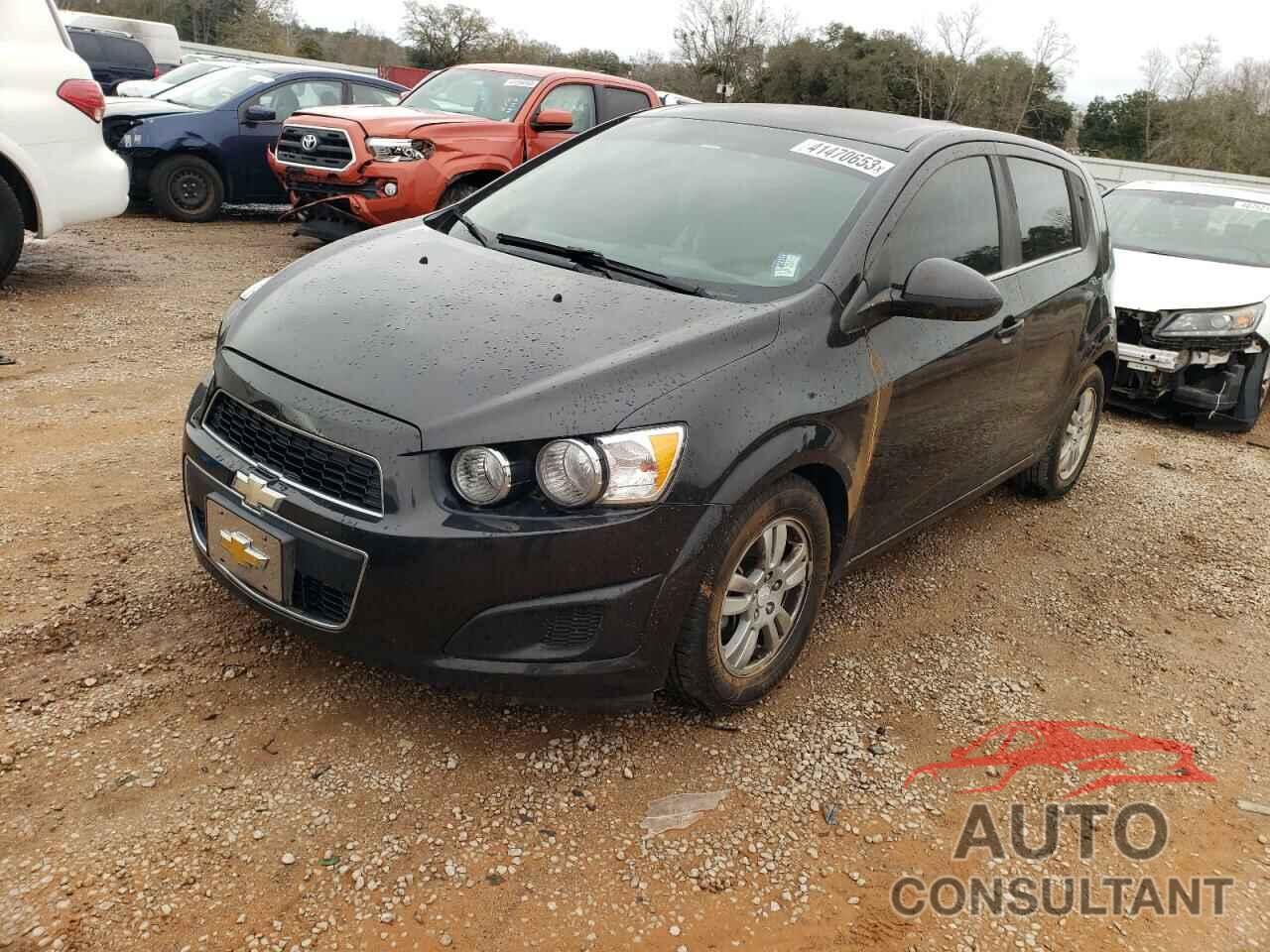 CHEVROLET SONIC 2015 - 1G1JC6SH1F4187390