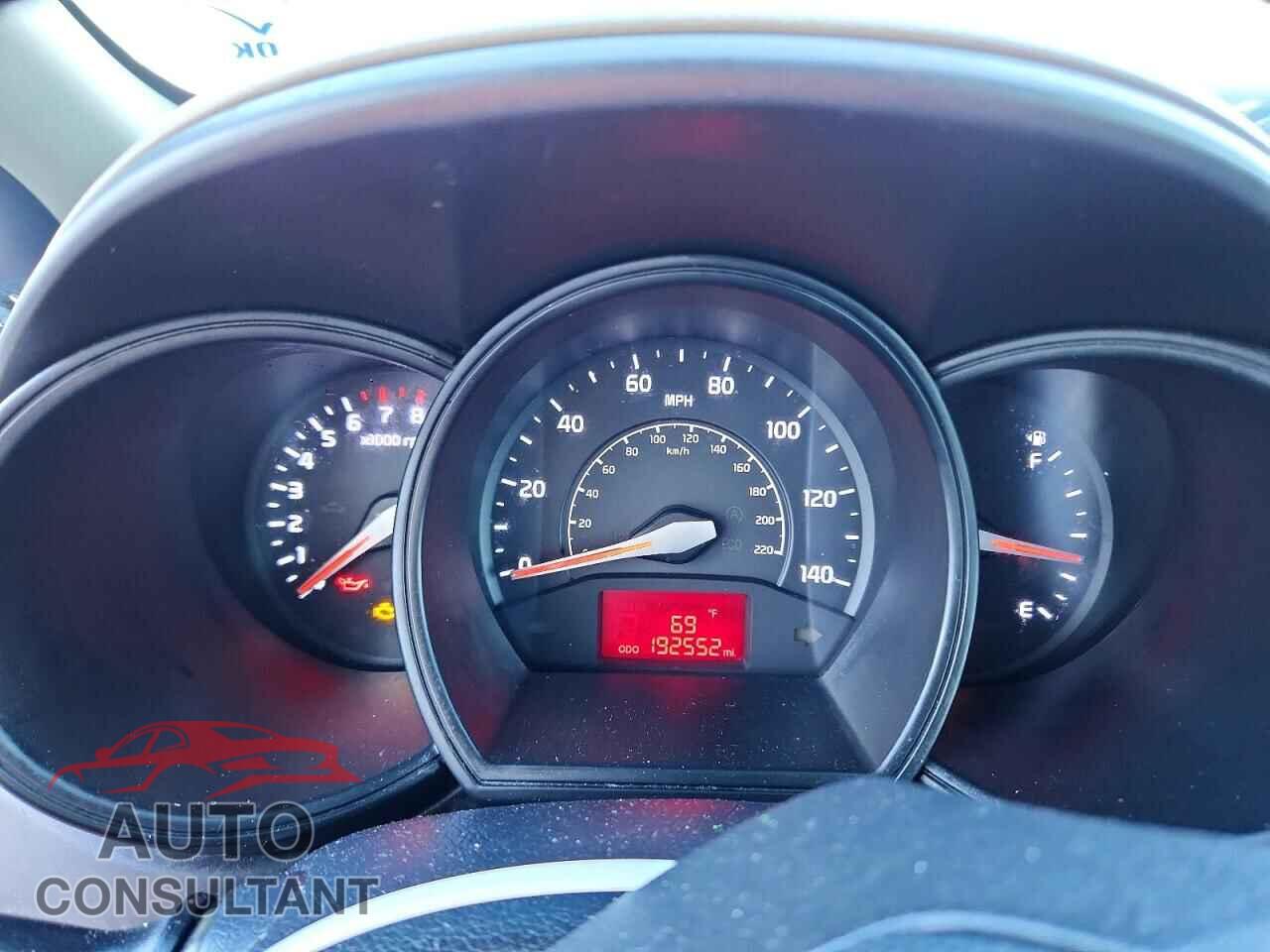 KIA RIO 2013 - KNADN4A34D6216937