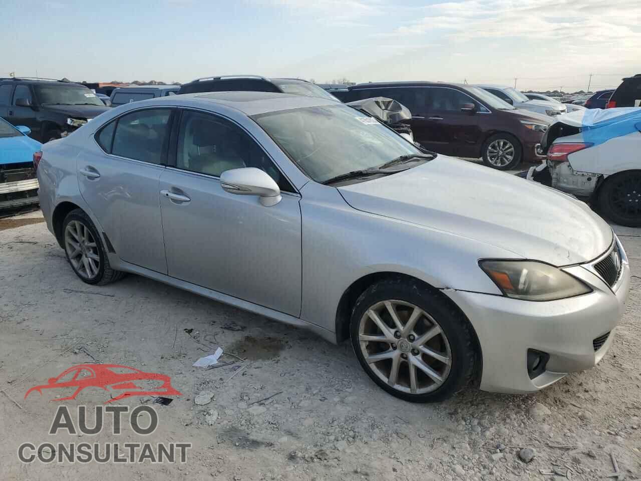 LEXUS IS 2011 - JTHCF5C23B5047310
