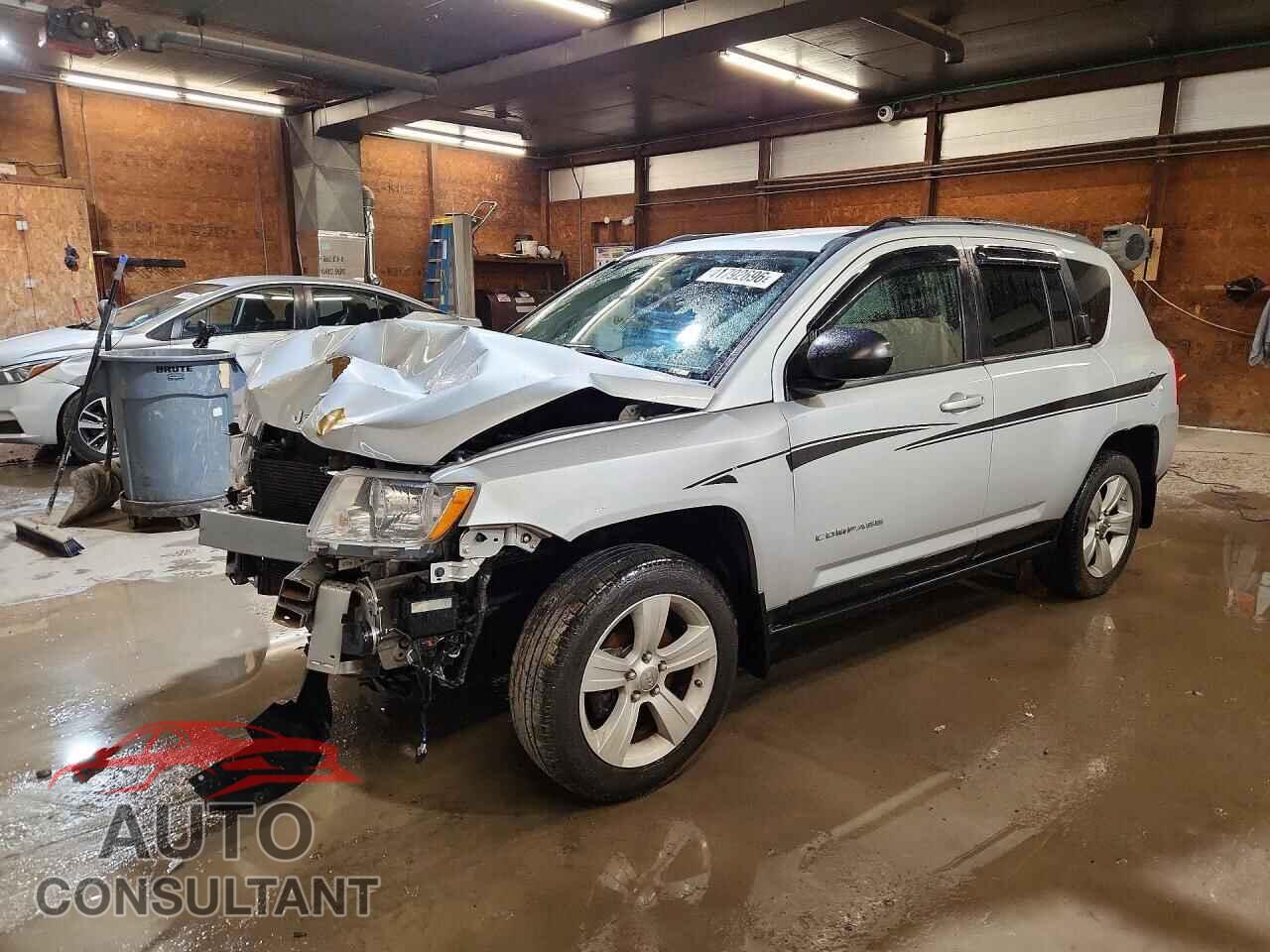 JEEP COMPASS 2011 - 1J4NF1FB5BD244736
