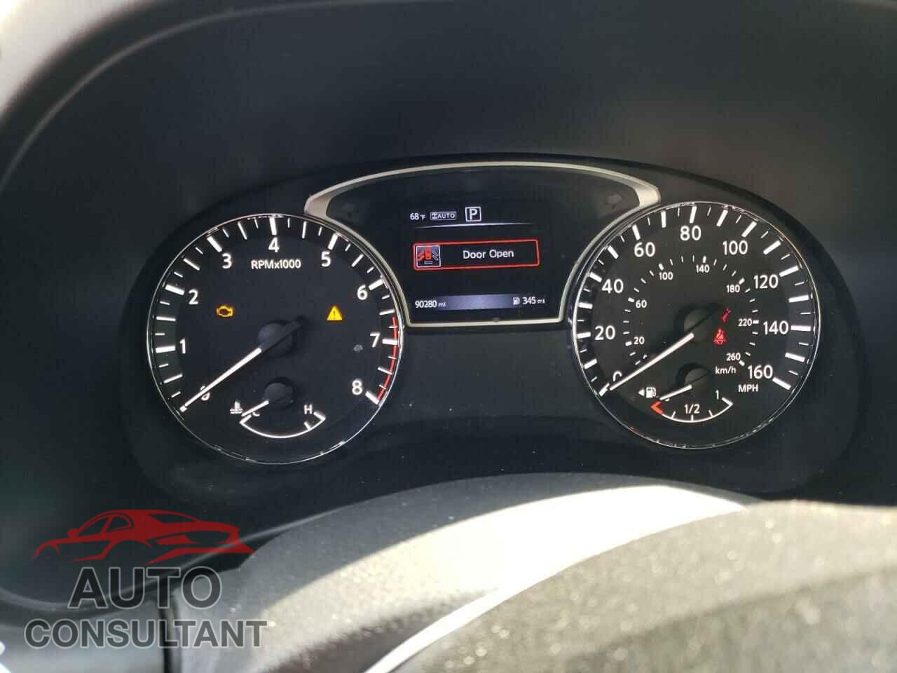 NISSAN PATHFINDER 2017 - 5N1DR2MM5HC903170