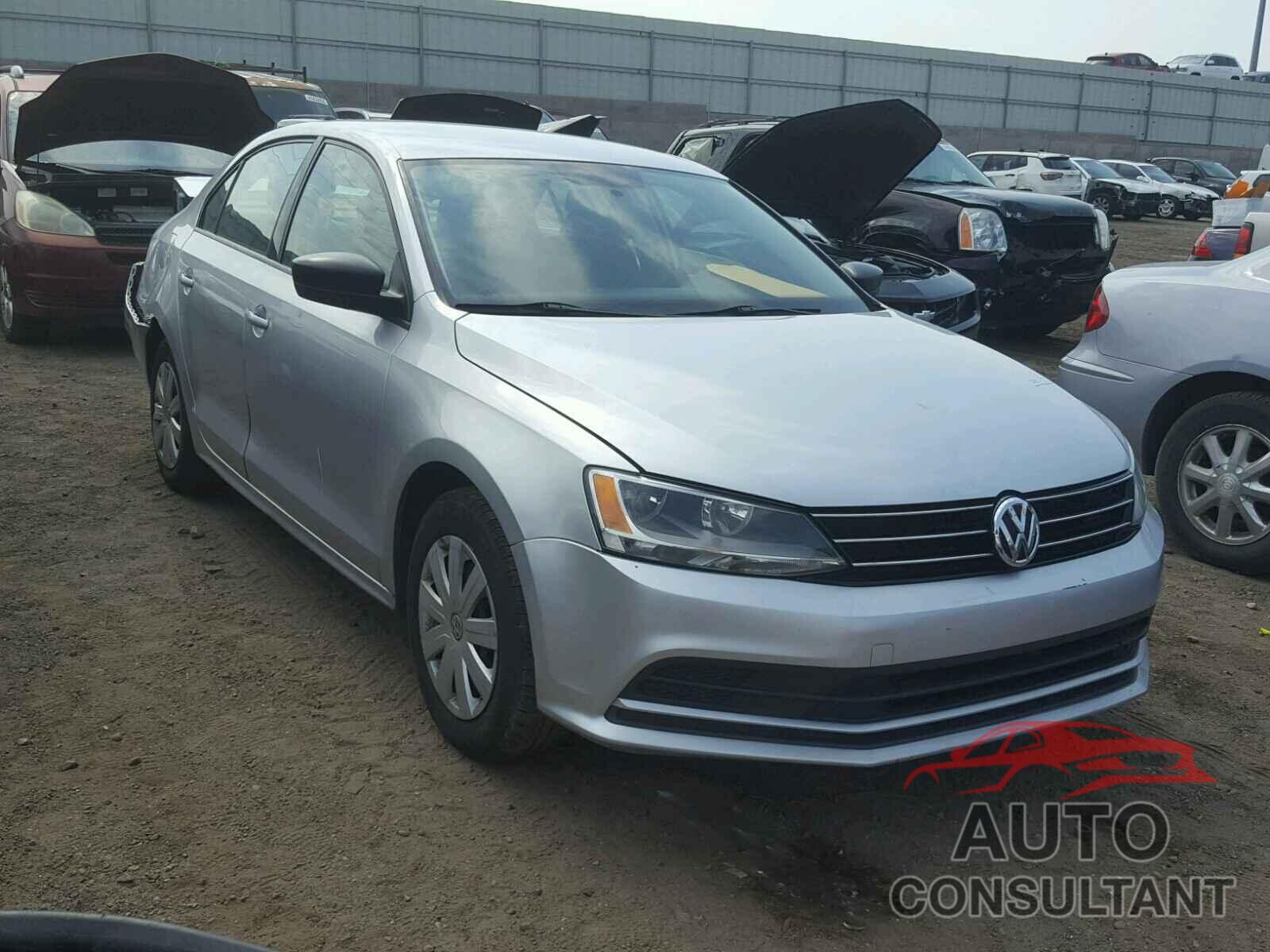 VOLKSWAGEN JETTA 2015 - 3VW2K7AJ7FM320034