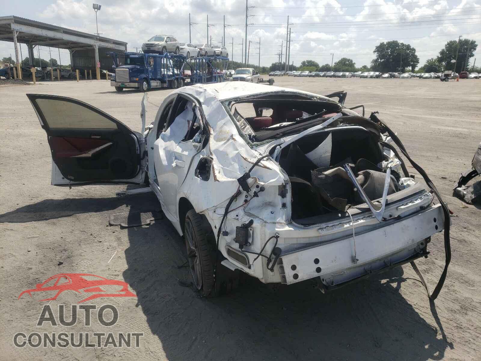 LEXUS IS 2017 - JTHBA1D23H5052288