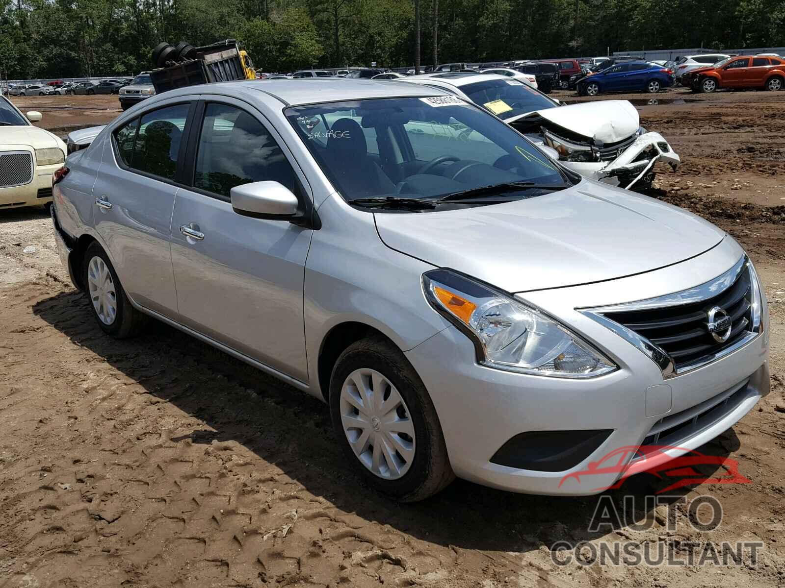 NISSAN VERSA 2018 - 3N1CN7AP2JK433724