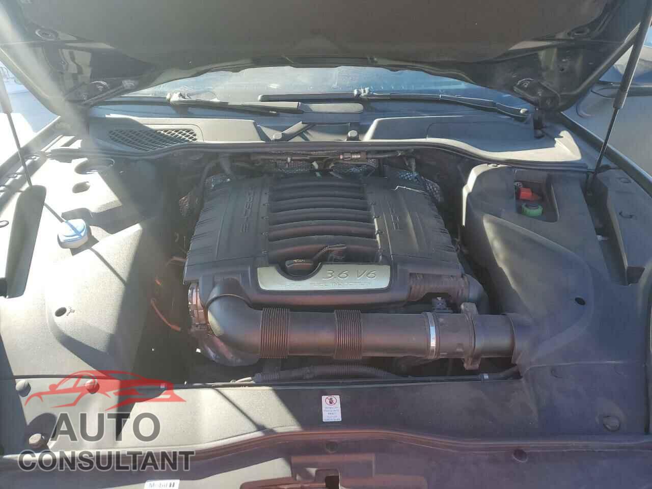 PORSCHE CAYENNE 2017 - WP1AA2A27HKA85351