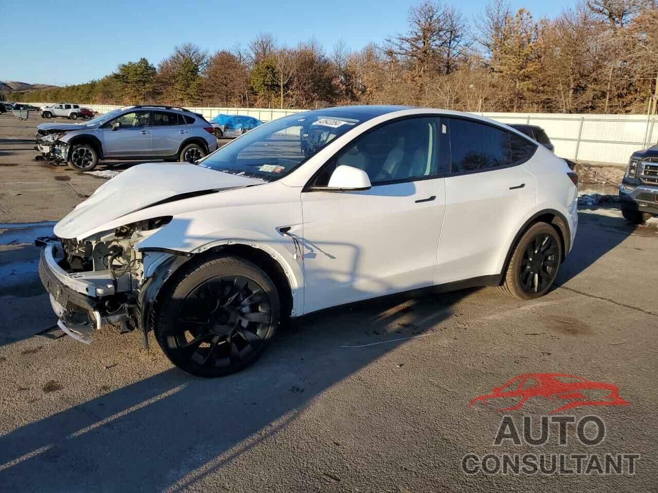 TESLA MODEL Y 2023 - 7SAYGDEE1PA071102