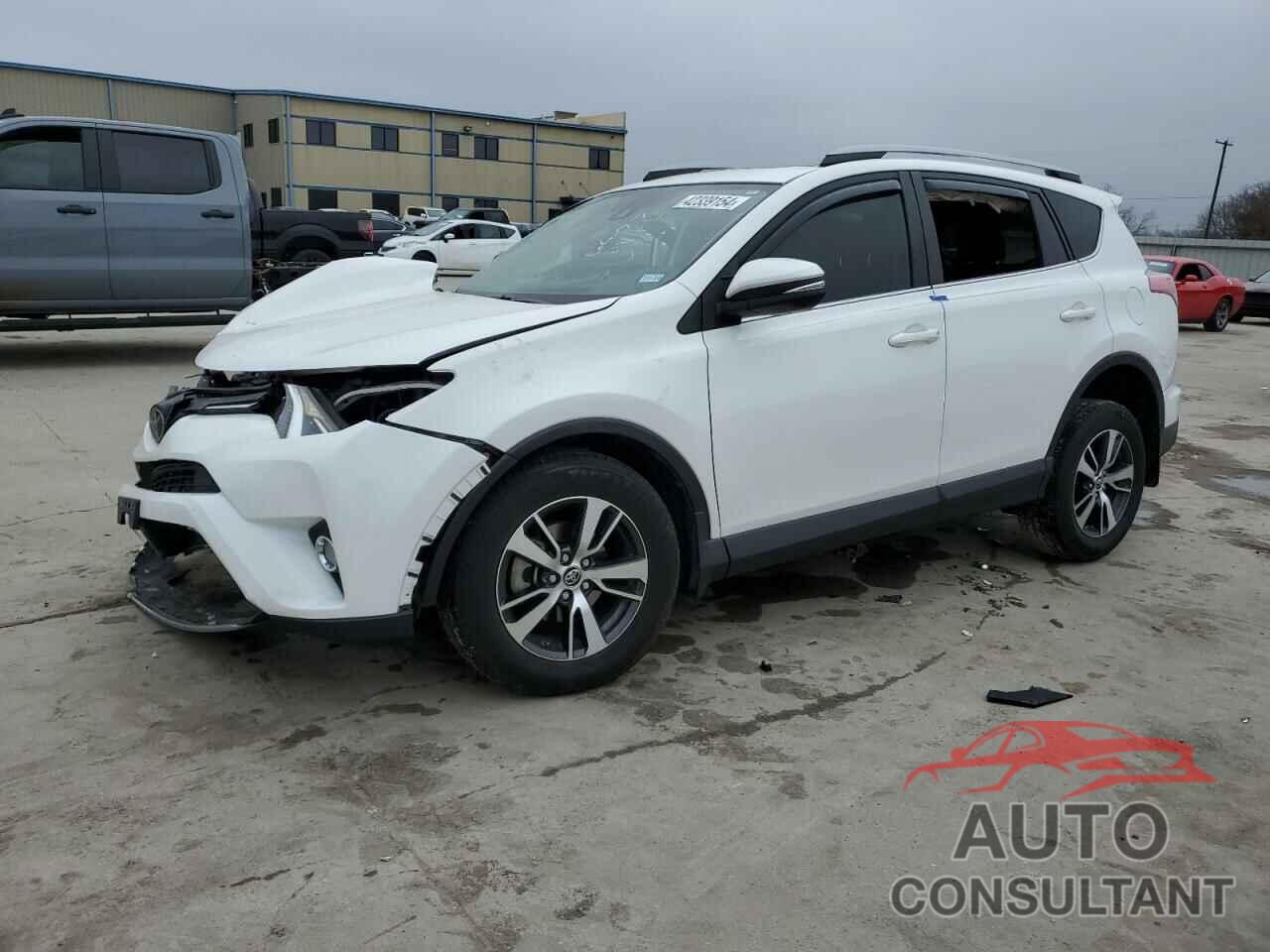 TOYOTA RAV4 2017 - JTMWFREV9HD095132