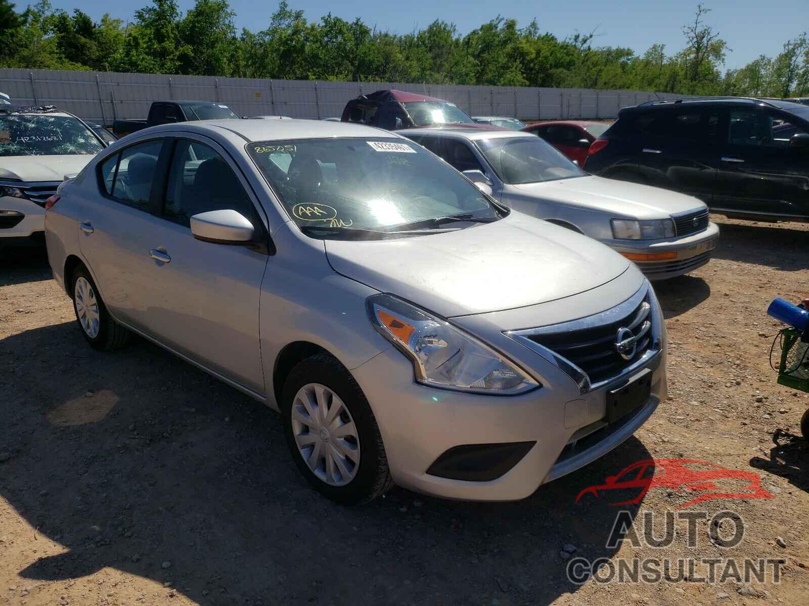 NISSAN VERSA 2019 - 3N1CN7AP6KL865051