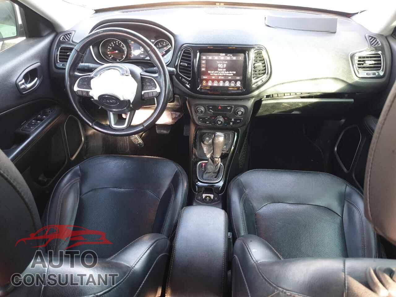 JEEP COMPASS 2019 - 3C4NJDCB2KT811635