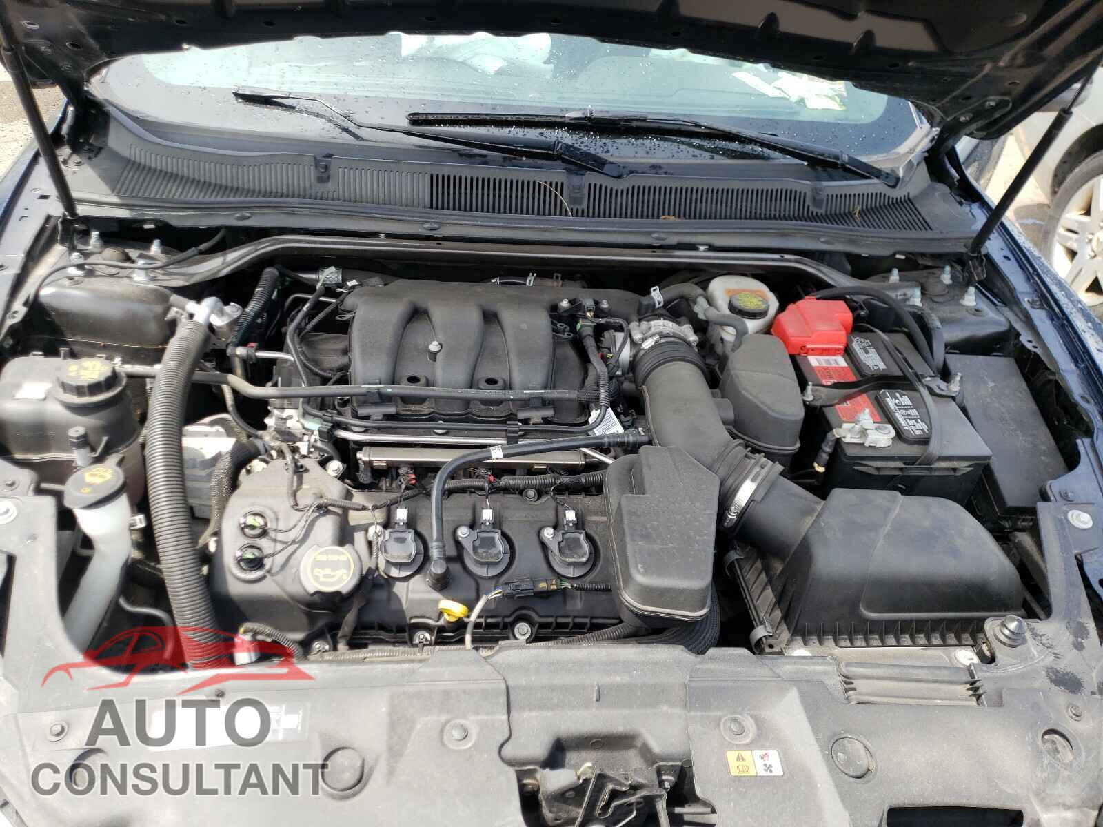 FORD TAURUS 2017 - 1FAHP2E87HG110559