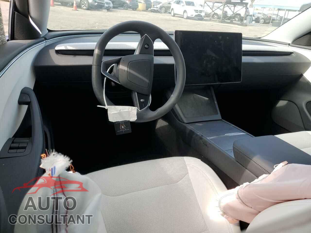 TESLA MODEL 3 2024 - 5YJ3E1EA4RF812230