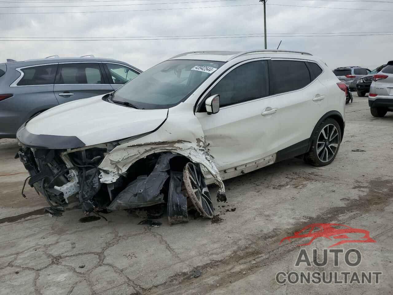 NISSAN ROGUE 2019 - JN1BJ1CR3KW328358