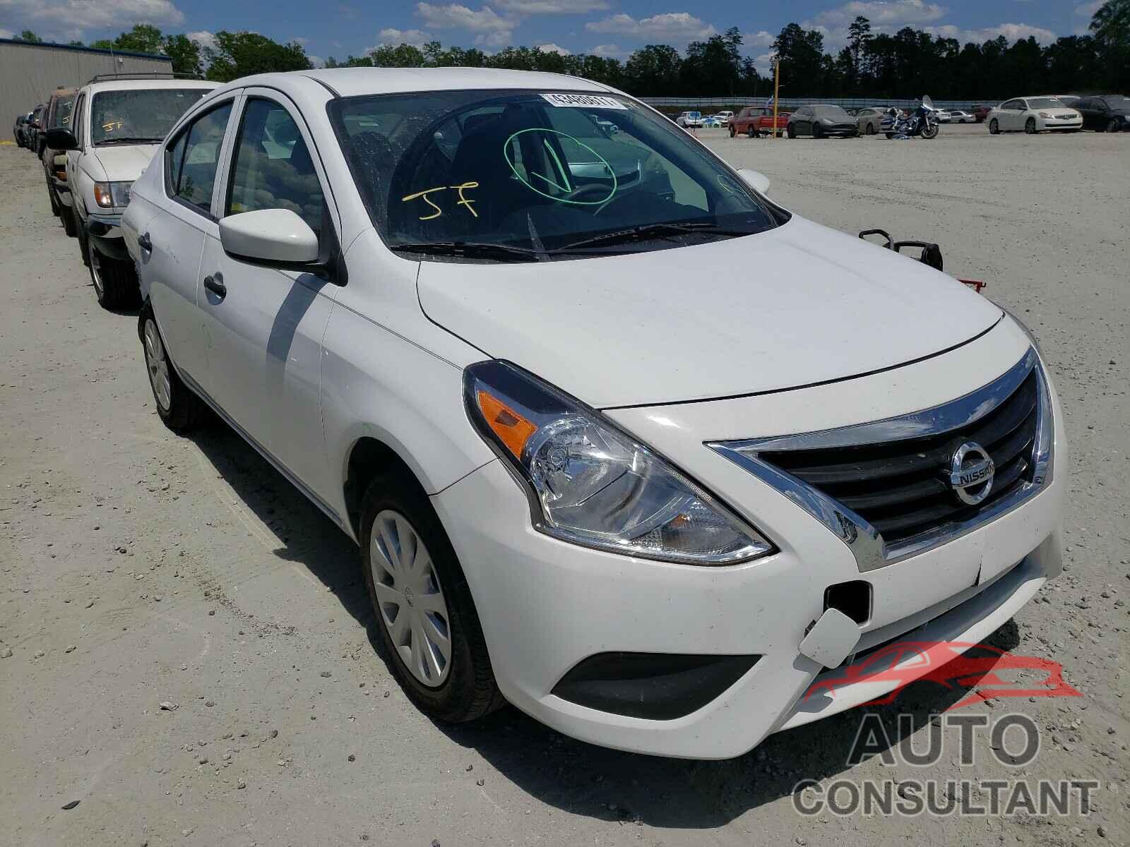 NISSAN VERSA 2018 - 3N1CN7AP6JL863671
