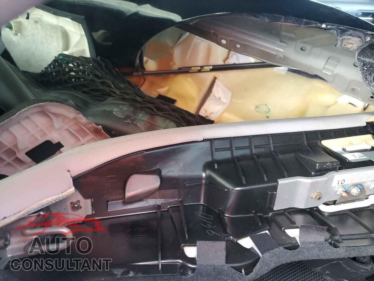 LEXUS IS 2015 - JTHCE1D24F5007365