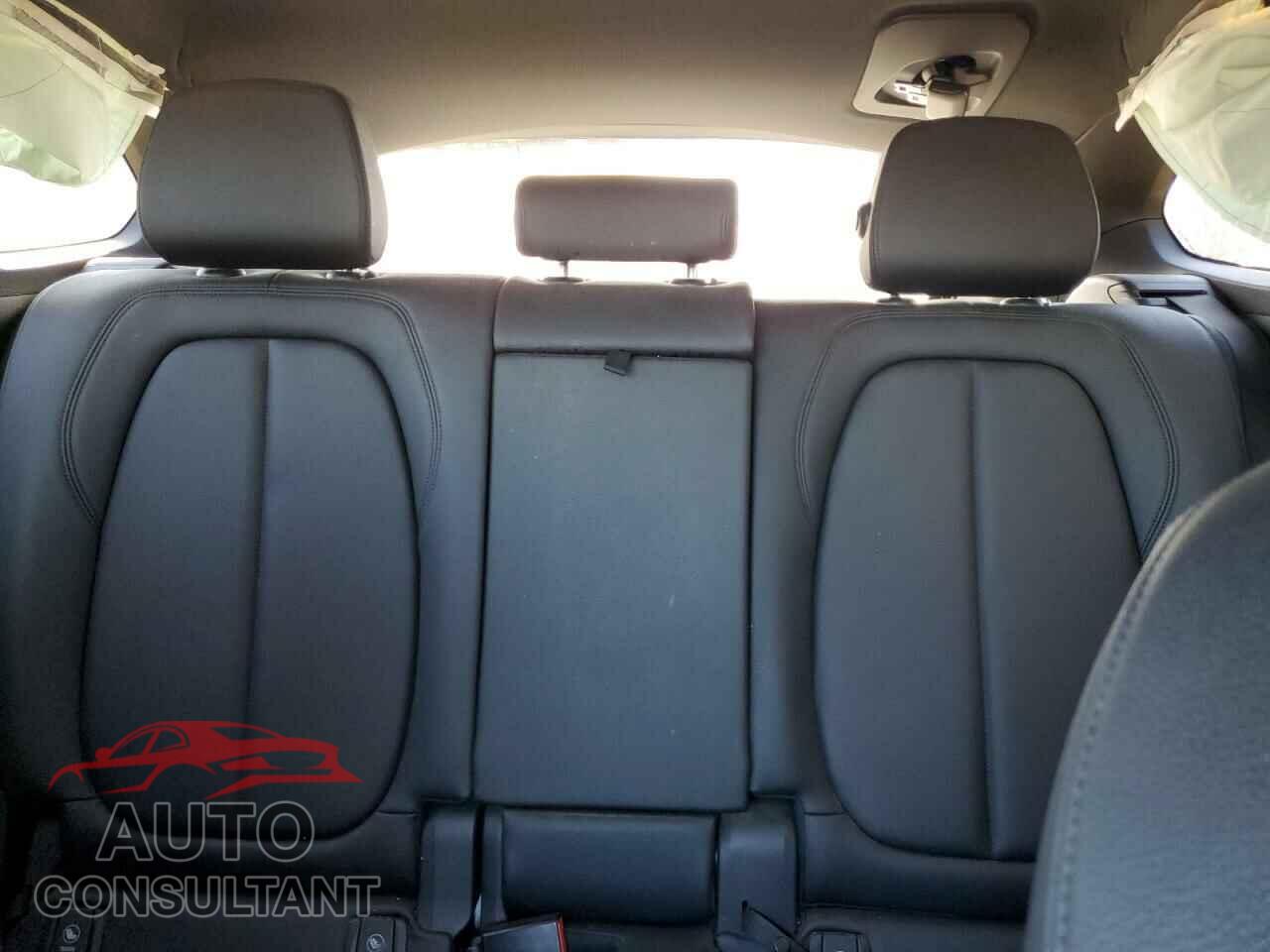 BMW X1 2017 - WBXHT3C37H5F85357