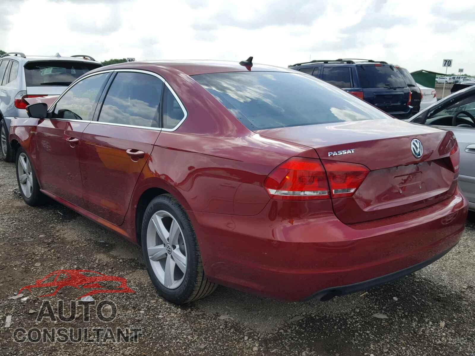 VOLKSWAGEN PASSAT 2015 - 1VWAT7A36FC101917