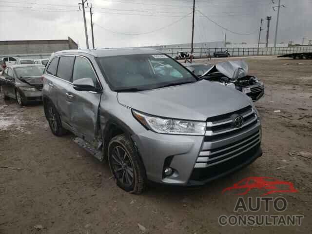 TOYOTA HIGHLANDER 2018 - 5TDJZRFH7JS560463