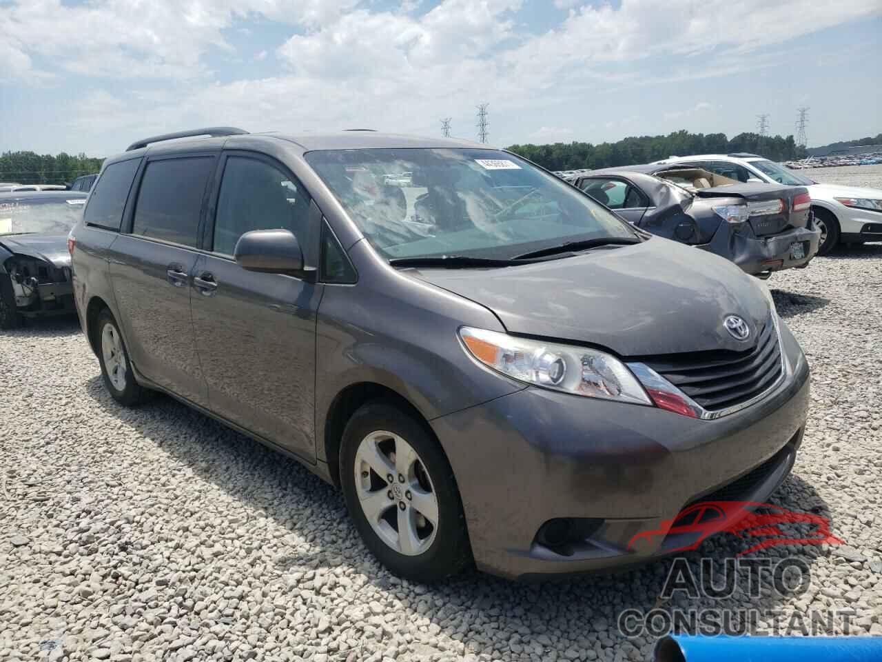 TOYOTA SIENNA 2017 - 5TDKZ3DCXHS823144