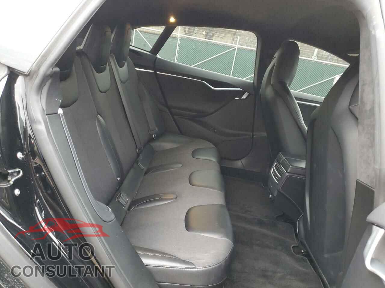 TESLA MODEL S 2016 - 5YJSA1E16GF158450
