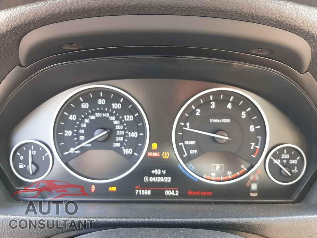 BMW 3 SERIES 2016 - WBA8E1G57GNU11174